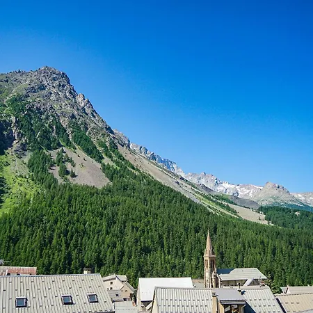 Le Faranchin 3* Виллар-д'Арен